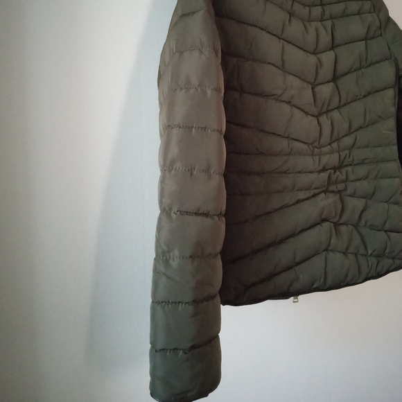 💚🫒Olive Khaki Green Puffer Coat Black Faux Fur Collar | Snobbish | Size M 🫒💚 - Picture 5 of 7